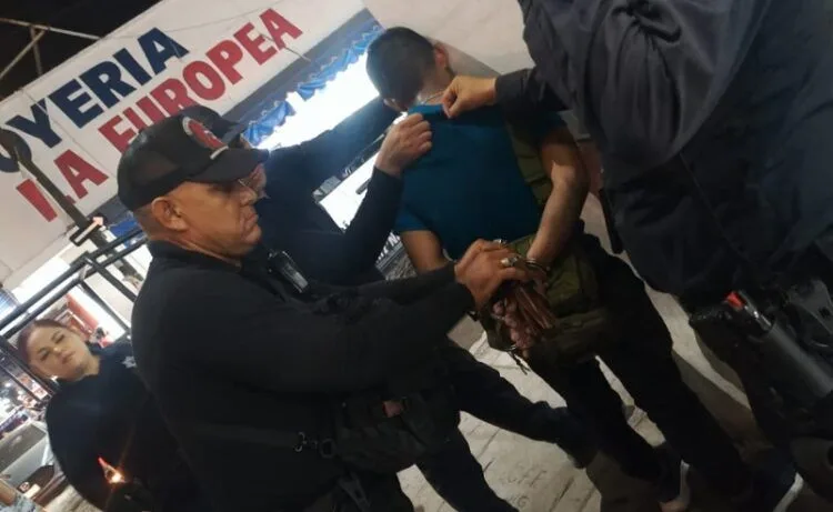 ¡Oh! Y Ahora Quien Podrá Defendernos? Militar Roba Celular En Zapatería En Apatzingán 20 Resuelve Tus Dudas Sobre Sexualidad En Este Sitio Web De La Ssm