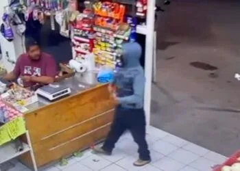 Asalto Armado A “Super Cacho”; Ladrón Se Lleva Más 15 Mil Pesos