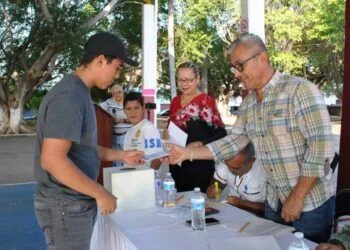 Realiza Gobierno De Apatzingán Sorteo Del Servicio Militar Nacional Clase 2006 Y Remisos