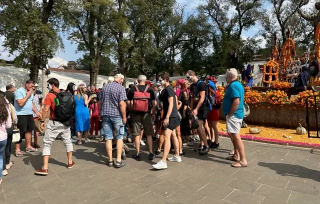 Noche De Muertos En Michoacán Cautiva A Turistas Nacionales Y Extranjeros 19 Noche De Muertos En Michoacán Cautiva A Turistas Nacionales Y Extranjeros