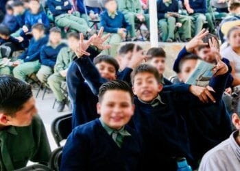 Becas Secundaria - El Día De Michoacán