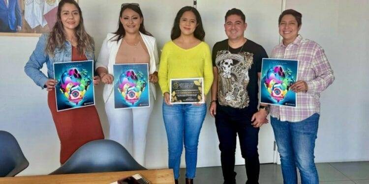 Avances en los preparativos del festival internacional del cine: Toño Zaragoza 1 festival internacional del cine preparativos - El día de Michoacán