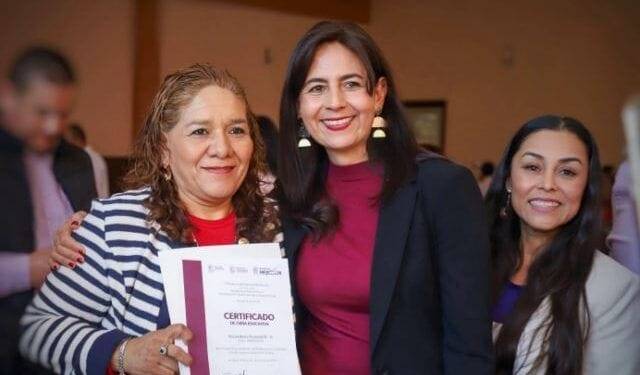 SEE certifica obras en escuelas de Apatzingán, Uruapan y Los Reyes por más de 188 mdp 1 SEE certifica obras en escuelas de Apatzingán, Uruapan y Los Reyes por más de 188 mdp