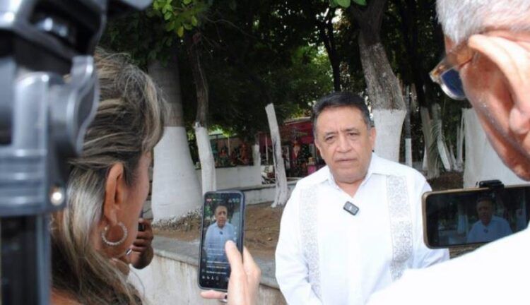 Diputado Federal José Luis Cruz Lucatero Inicia Ruta Navideña Para Entregar Paquetes De Buñuelos