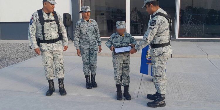 El Menor Brandon Cumplió Su Sueño De Ser Nombrado Guardia Nacional Honorario En Apatzingán
