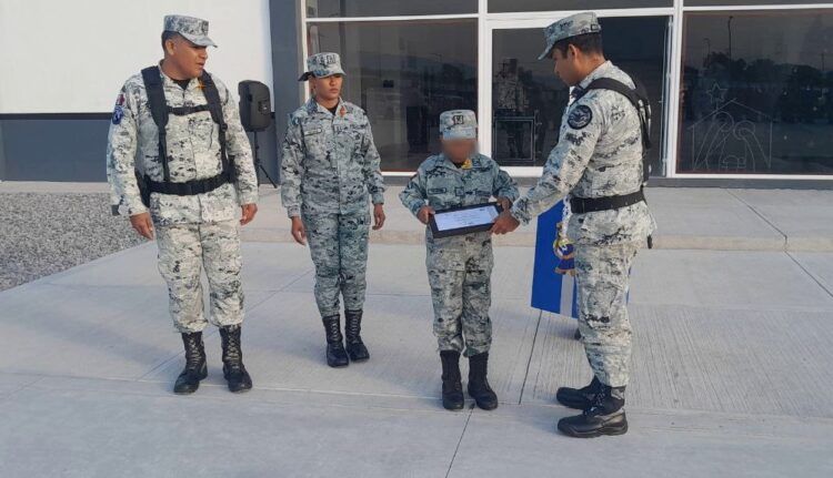 El Menor Brandon Cumplió Su Sueño De Ser Nombrado Guardia Nacional Honorario En Apatzingán 20 El Menor Brandon Cumplió Su Sueño De Ser Nombrado Guardia Nacional Honorario En Apatzingán