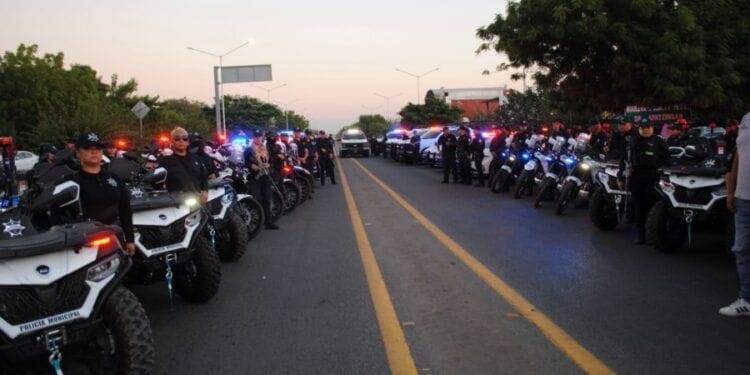 Anuncia Fanny Arreola operativos contra motociclistas en Apatzingán