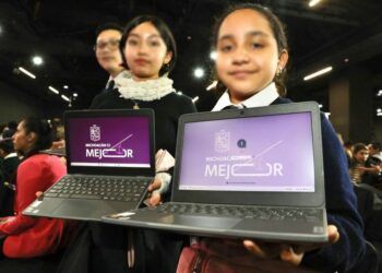 Entrega Bedolla 6 Mil Chromebooks En Beneficio De 80 Mil Alumnos