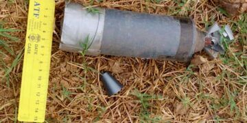 Sedena Destruye Artefacto Explosivo Improvisado En  Puerta De Alambre De Apatzingán