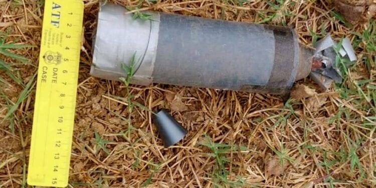 Sedena destruye Artefacto Explosivo Improvisado en Puerta de Alambre de Apatzingán 1 Sedena destruye Artefacto Explosivo Improvisado en Puerta de Alambre de Apatzingán