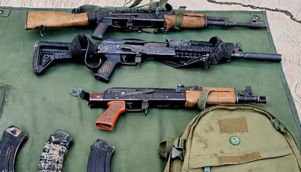 Detenidos 3 hombres en Apatzingán; les aseguran 7 fusiles: SSP