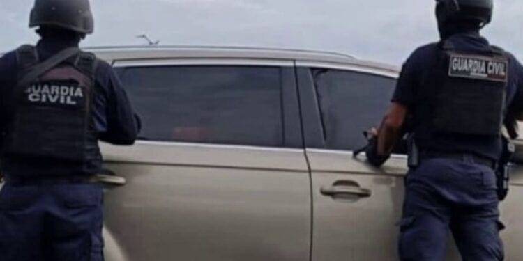 Por falsedad de declaración y simulación de pruebas, FGR obtiene vinculación contra dos agentes de la Guardia Civil en Uruapan