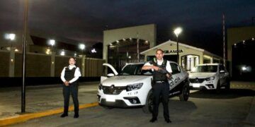 Policía Auxiliar Vigila Empacadoras De Aguacate