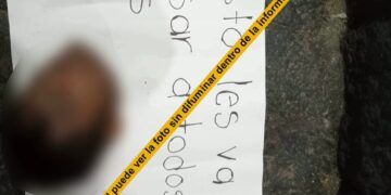 Abandonan La Cabeza Humana De Un Hombre Con Mensaje En Pleno Centro De Apatzingán