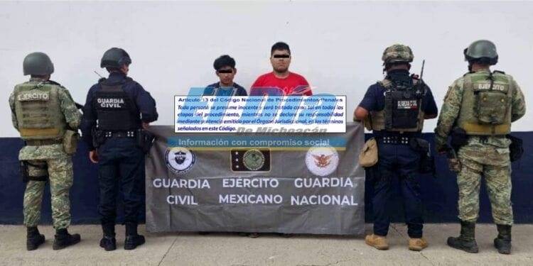 FGR obtiene vinculación a proceso contra dos detenidos en Las Colonias de Apatzingán con dos fusiles
