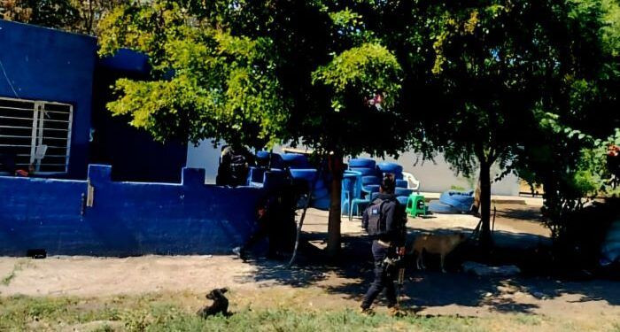 Delincuentes disparan contra policías y en otro ataque balean a 2 jóvenes y a una bebé, en Buenavista