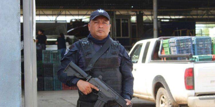 Policía Auxiliar vigila empaques de mango ubicados en Múgica, Apatzingán y Gabriel Zamora 1 El IEM fortalece la fiscalización y control en materia administrativa