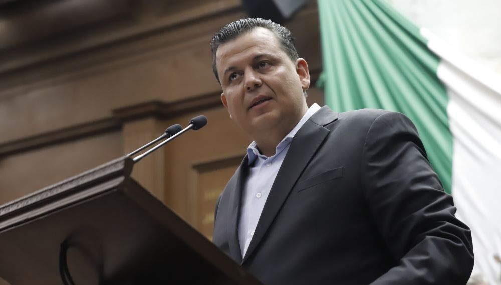 Presenta Memo Valencia iniciativas amenazas de muerte | El Día de Michoacán
