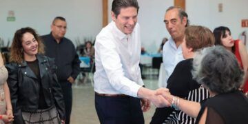 Asiste Alfonso Martínez A Nombramiento De Nuevo Comandante De Xxi Zona Militar