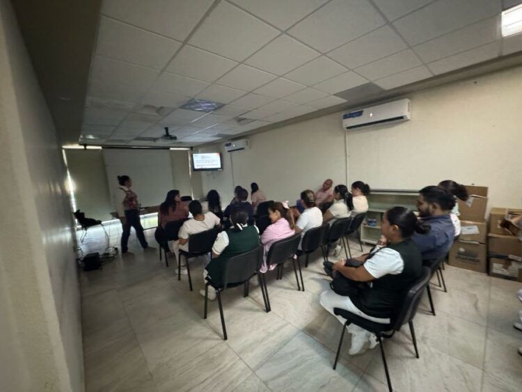 Normalistas Devuelven Mercancía Saqueada A Unidades Comerciales: Iemsysem