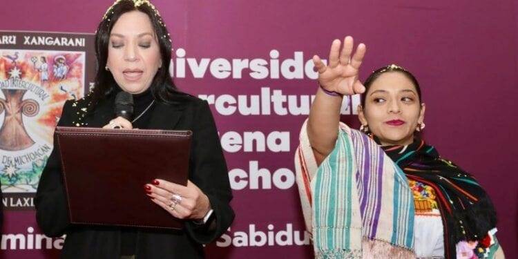 Toma posesión nueva rectora de la Universidad Intercultural Indígena