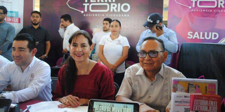 Apatzingan avanza en la transformacion educativa - El Día de Michoacán