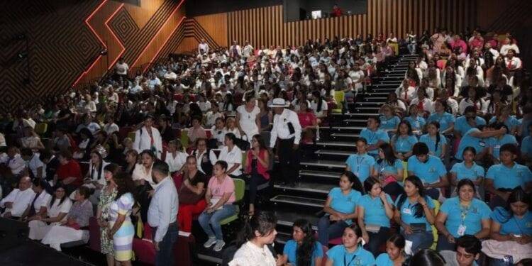 Limoneros de Michoacán buscan conquistar mercado asiático: Sedeco