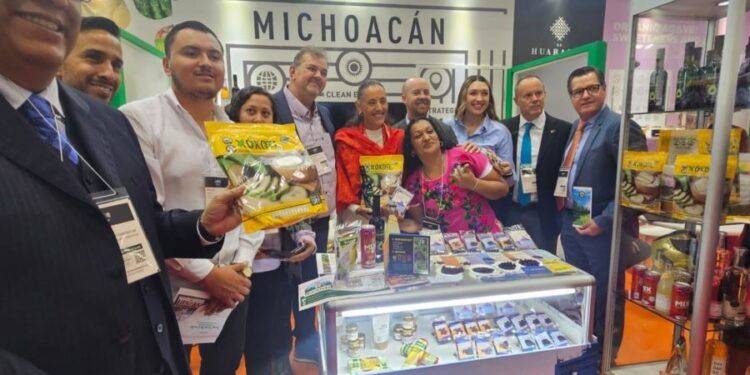 Limoneros de Michoacán buscan conquistar mercado asiático: Sedeco
