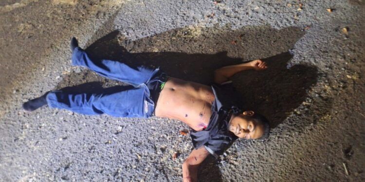 Detienen a uno en la comunidad de Puerta Chica en Parácuaro con armamento y explosivos improvisados