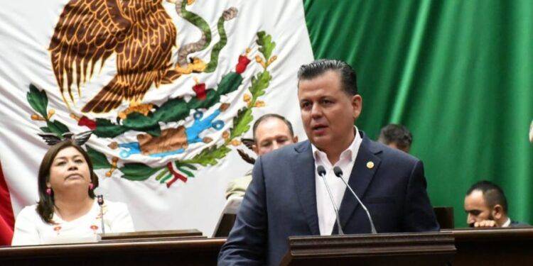 A Morena le importa más prohibir la tauromaquia que la violencia en Michoacán: Memo Valencia 1 Trabaja DIF Michoacán por el posicionamiento de Centros de Desarrollo Comunitario
