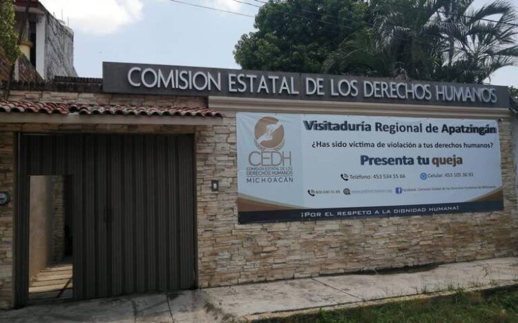 Ssp Detiene A 12 Presuntos Normalistas Por El Bloqueo De Vías De Comunicación