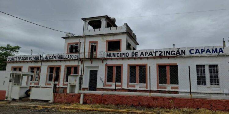 Falla en equipo de bombeo de la Buenos Aires afectará suministro de agua en varias colonias de Apatzingán 1 Falla en equipo de bombeo de la Buenos Aires afectará suministro de agua en varias colonias de Apatzingán