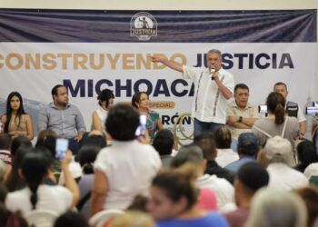 Interrumpen Con Violencia Asamblea Informativa Del Senador Raúl Morón En Apatzingán