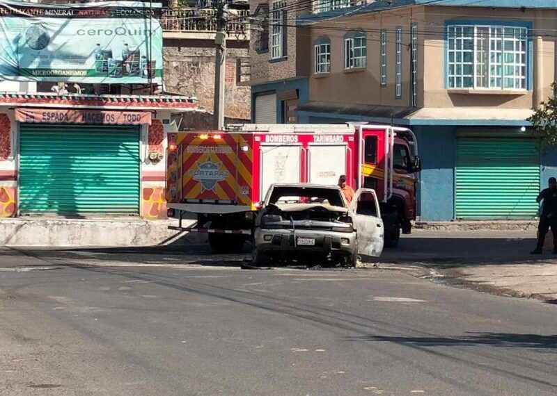 Hallan 2 cadaveres calcinados en camioneta quemada en Tejaro | El Día de Michoacán