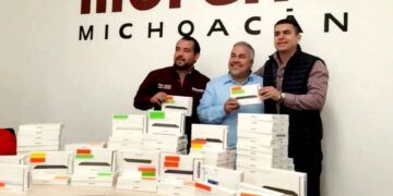 Hugo Molina Recibe Equipo Para Fortalecer Tareas De Afiliación De Morena En Apatzingán