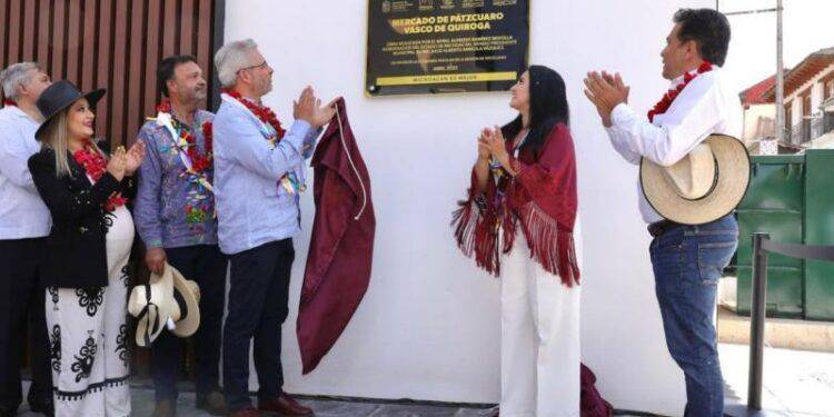 Inaugura Bedolla mercado de Pátzcuaro; referente económico, turístico y cultural de la región 1 SSP detiene a 12 presuntos normalistas por el bloqueo de vías de comunicación