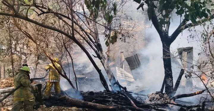Morelia, En cateo aseguran 3 unidades con reporte de robo y alteraciones en sus medios de identificación