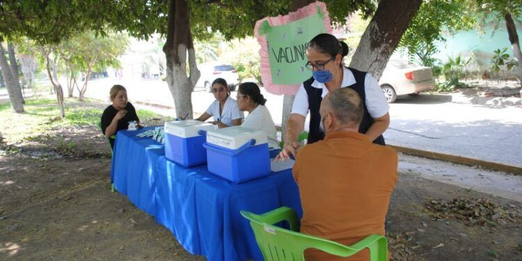 Llama Rene López a municipios de la jurisdicción sanitaria 07, a integrarse a Semana Nacional de Vacunación 1 Presentan queja y amparo integrantes de la Unión de Maquinitas del Valle de Apatzingán ante operativos ilegales