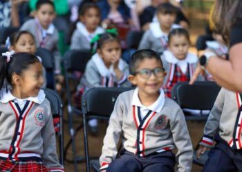 Vacaciones Escolares - El Día De Michoacán