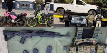 Incendio De Taxi Moviliza A Cuerpos De Emergencia En Apatzingán