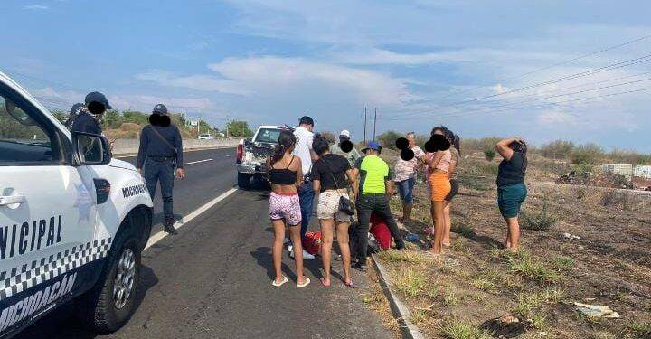 Choque entre dos motocicletas deja un herido en Múgica 1 Choque entre dos motocicletas deja un herido en Múgica