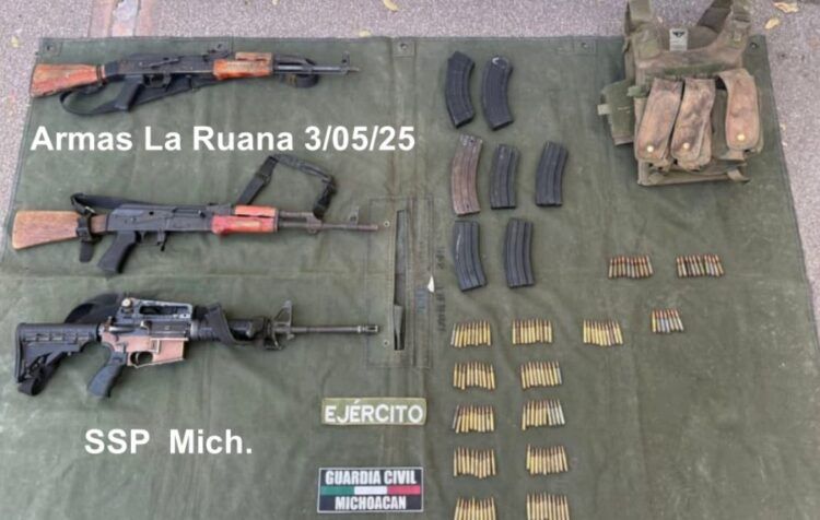 Aseguran 3 Fusiles De Asalto Y Equipo Táctico En La Ruana