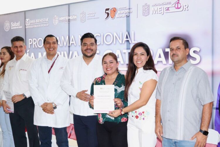 Carambola Deja 3 Vehículos Dañados En Apatzingán; Reportan Un Herido