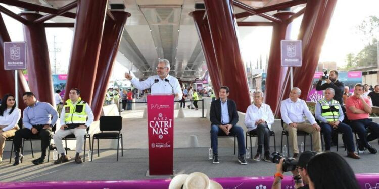 Inaugura Bedolla Paso Catrinas, la nueva vía que transforma el poniente de Morelia 1 Morelia, ciudad que incentiva el cine: Kate del Castillo