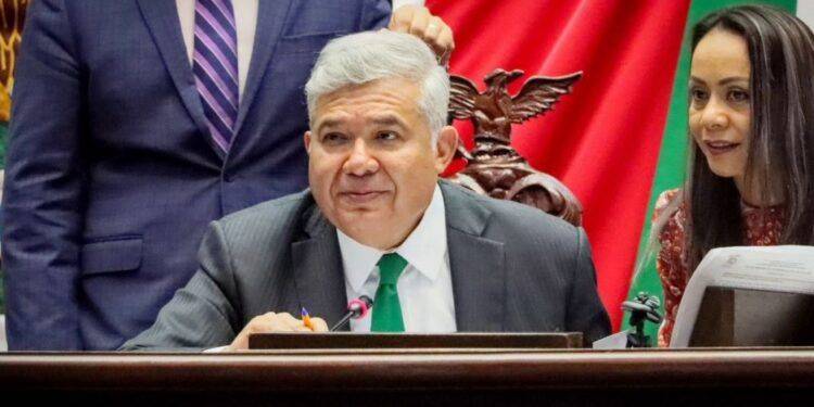 Invitan a conferencia del diputado Juan Antonio Magaña de la Mora en Apatzingán 1 Invitan a conferencia del diputado Juan Antonio Magaña de la Mora en Apatzingán