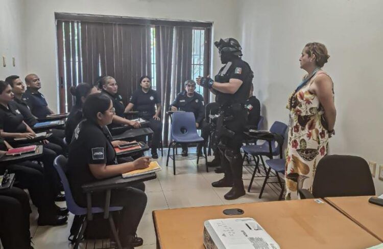 Más De Mil 600 Policías Auxiliares Recibirán Capacitación En 10 Regiones Del Estado 19 Detenidos Dos Integrantes De Célula Delictiva, En Operativo En La Frontera Con Jalisco