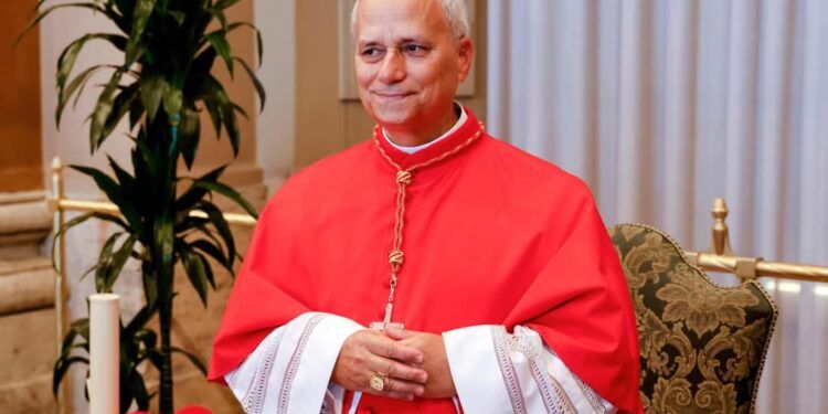 Nombran Nuevo Papa A Robert Prevost, El Primer Pontífice Estadounidense; Adoptará El Nombre De León Xiv