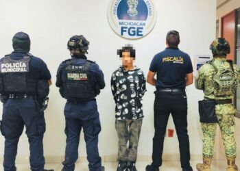 Entrega Alfonso Martínez Nombramiento A Pablo Alarcón Como Encargado De La Comisión Municipal De Seguridad Ciudadana