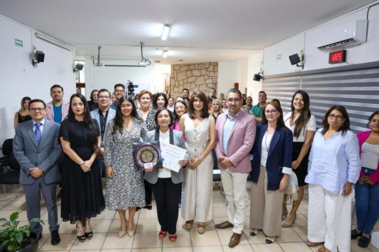 Senadora Amalia García Imparte Ponencia En El Iem Sobre Participación Política Y Derechos De Las Mujeres