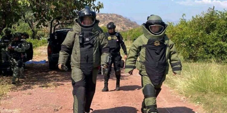 Detenidos dos integrantes de célula delictiva, en operativo en la frontera con Jalisco
